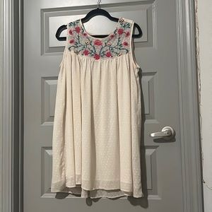 Floral cream dress. M